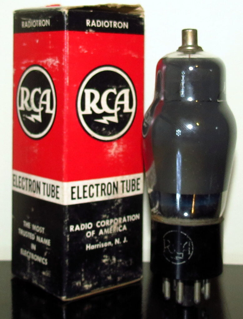 RCA 6F8G Smoked Glass